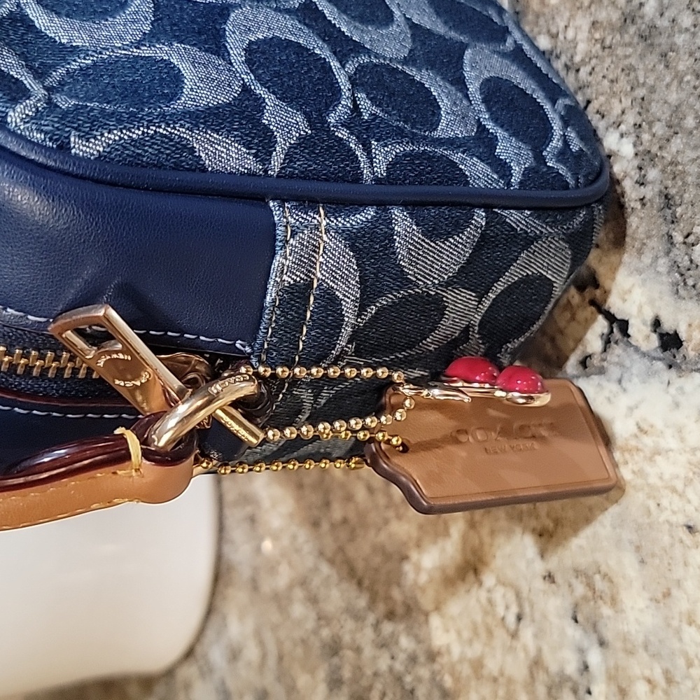 Coach EUC Jamie Camera Bag In Signature Denim - Picture 2 of 10